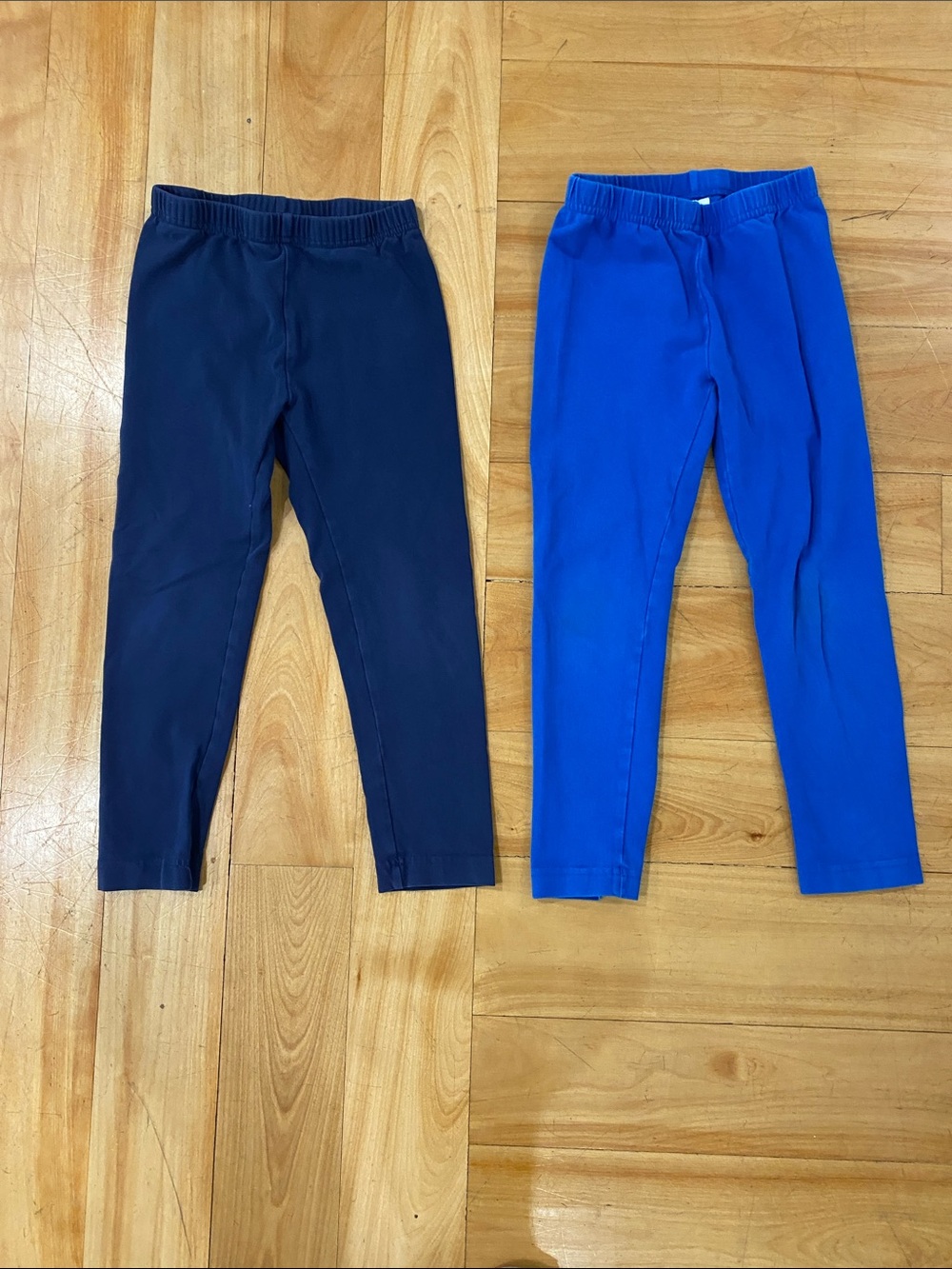 Hanna Andersson Girls' Two-Pack Lot of Leggings in Navy and Bright Blue